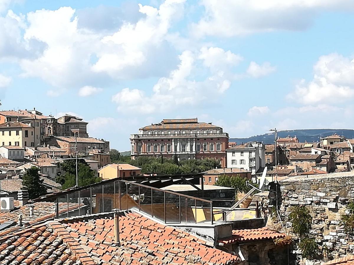 Central- Views - Air Conditioning - Easy Parking -Self Check In Perugia Kültér fotó